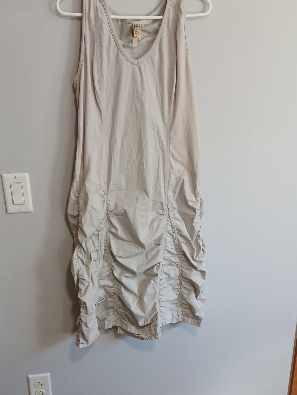 XCVI Creamy color Sleeveless Ruched Midi Dress